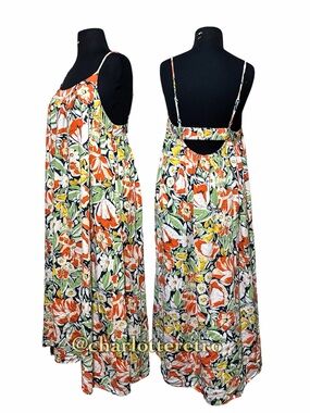 BILA 77 • Flowy Floral Summer Dress